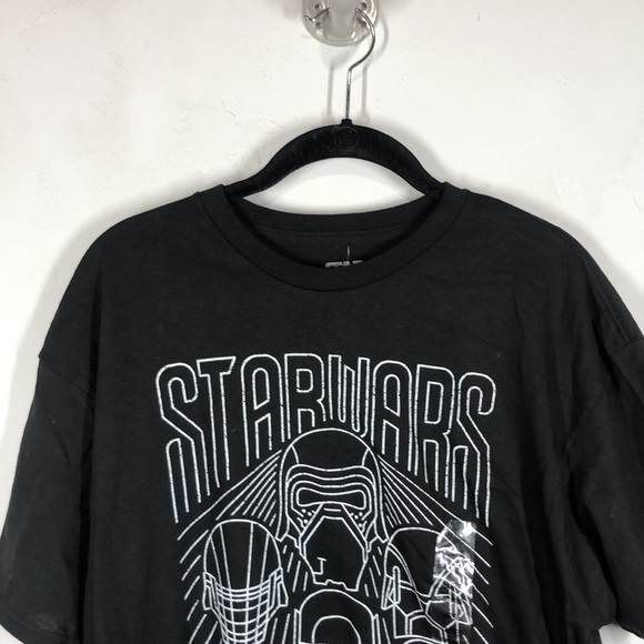 NWT Stars Wars black Darth Vader tee size large - Picture 2 of 7